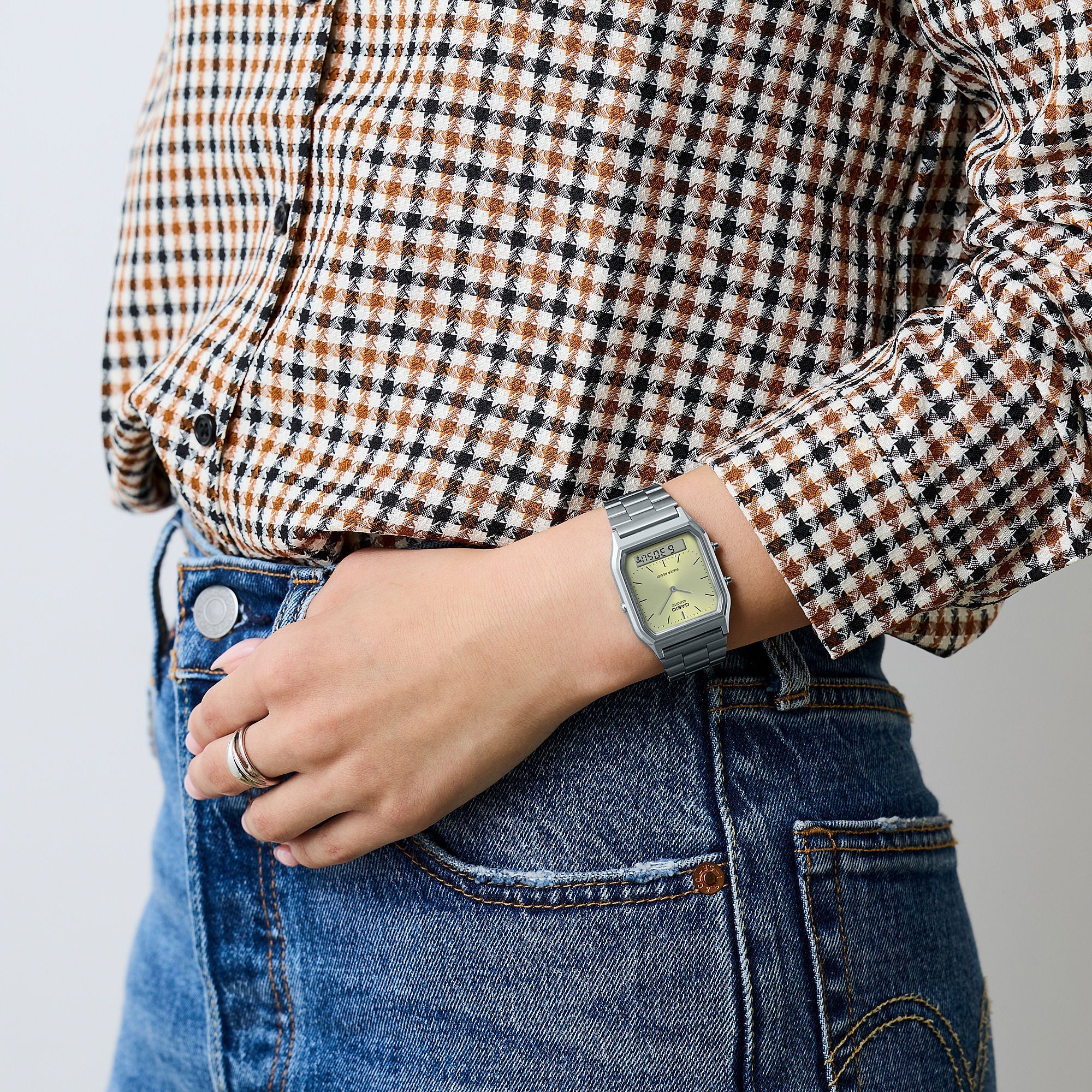 CASIO AQ-230A-9AMQY CASIO