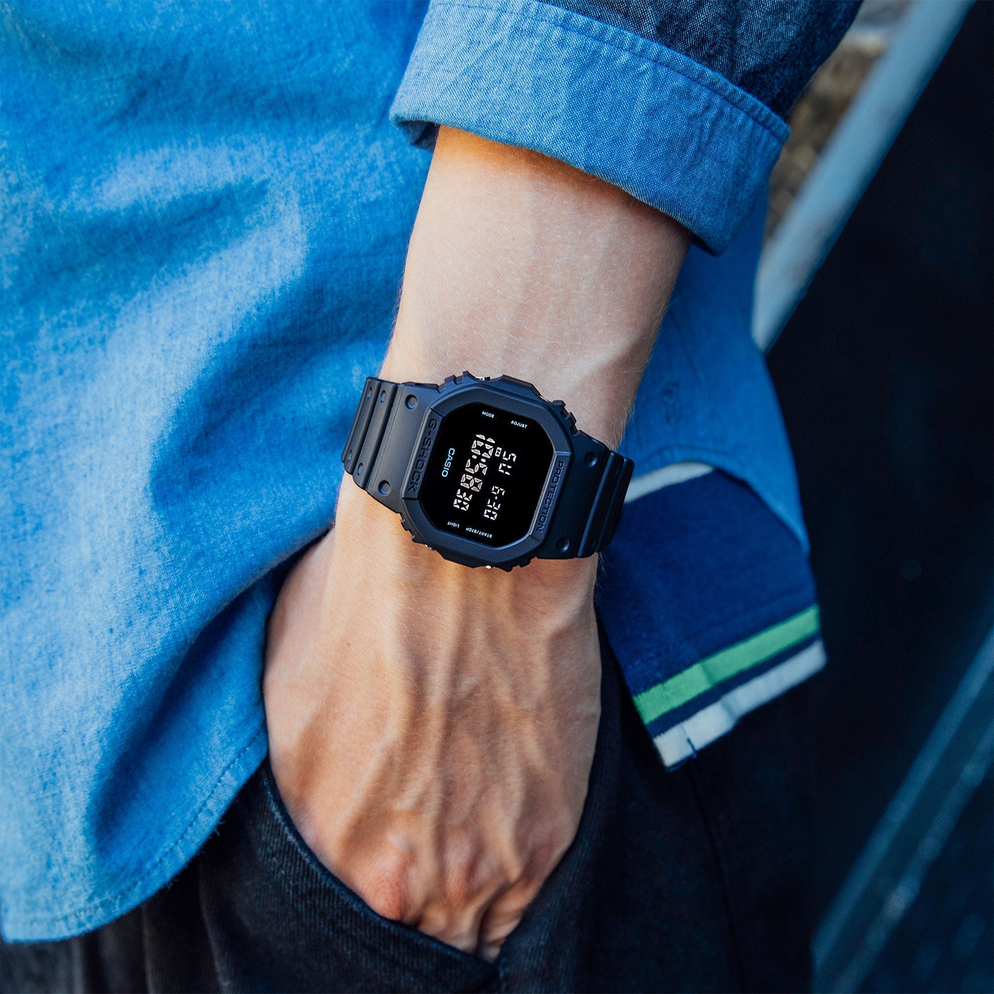 CASIO DW-5600UBB-1 CASIO