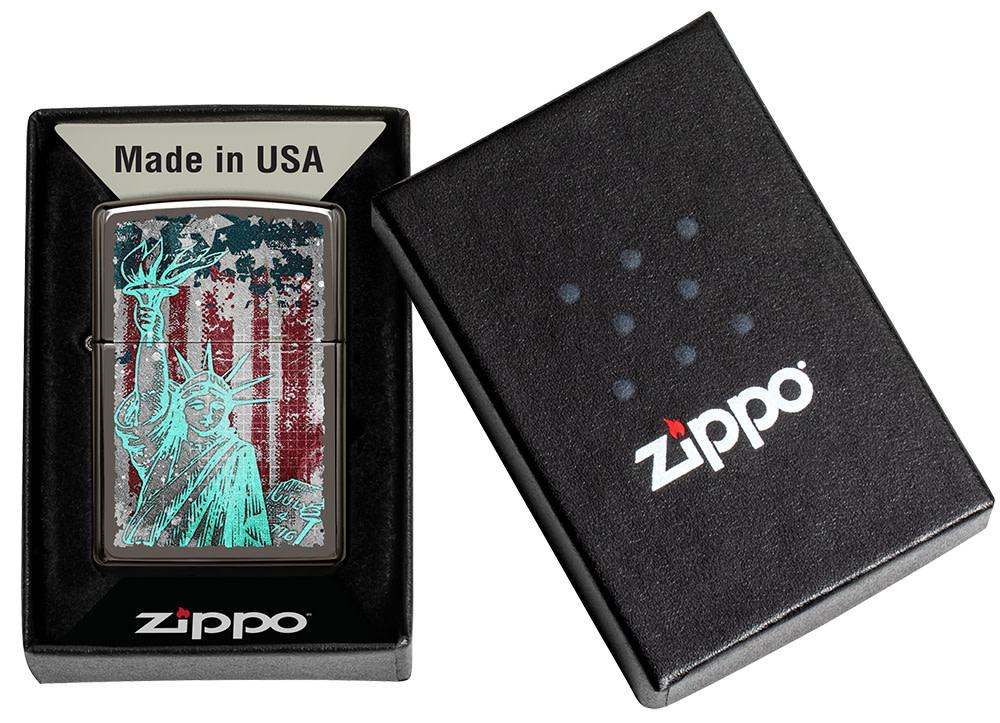 Statue Of Liberty Design Black Ice?« Windproof Lighter in its packaging.
