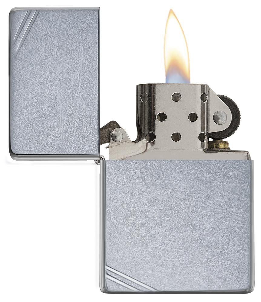Zippo Vintage with Slashes Street Chrome Pocket Lighter Zippo