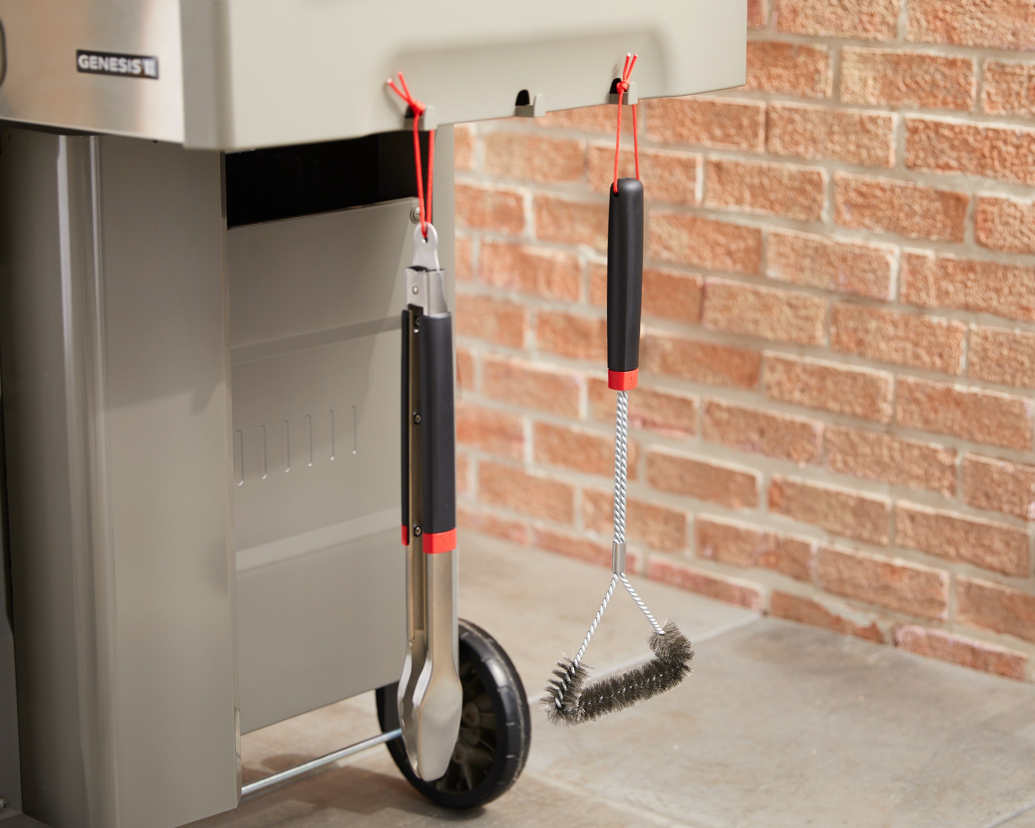 Weber 18''THREE-SIDED GRILL BRUSH WEBER