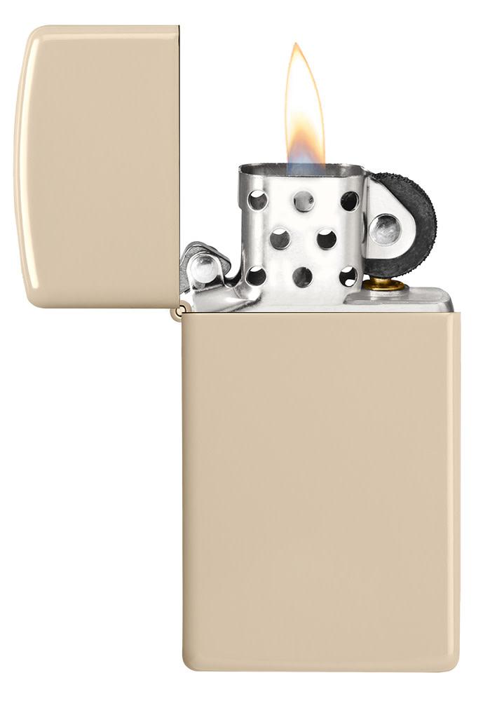 Slim?« Flat Sand Windproof Lighter with its lid open and lit.